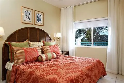 The Sands At Grace Bay 4*,